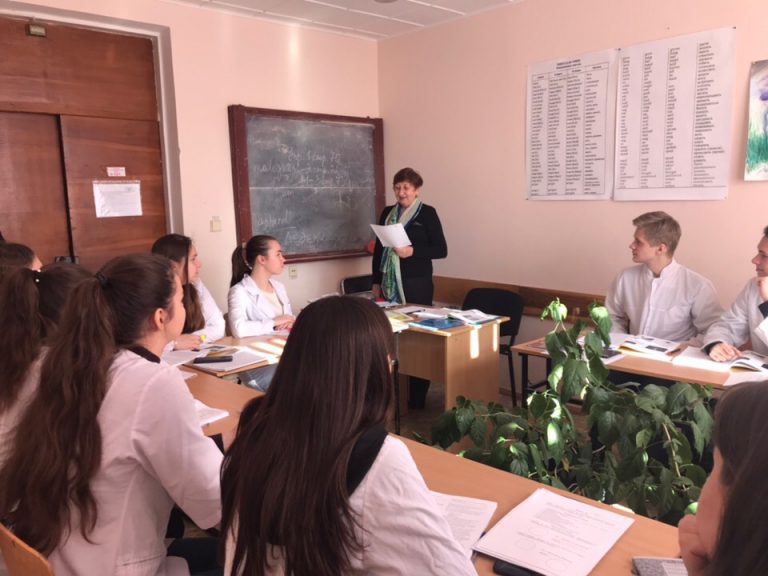 Методический семинар на тему: «Коммуникативный подход в методике развития словесно-логического мышления студентов-медиков при обучении английскому языку».
