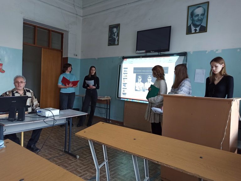СТУДЕНТЫ ОТМЕЧАЮТ ДЕНЬ ПОЛИТЕХНО — ПАМЯТНУЮ ДАТУ СОВРЕМЕННОЙ ГРЕЧЕСКОЙ ИСТОРИИ