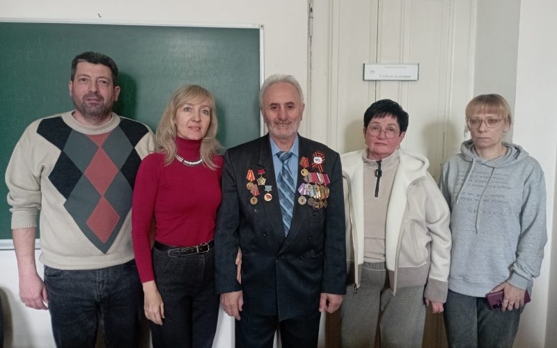 Институт филологии КФУ им.В.И.Вернадского чествует ветерана Войны в Афганистане Лазариди С.А.