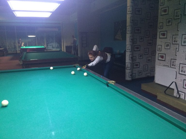 ИФ КФУ им.В.И.Вернадского поздравляет завкафедрой английской филологии Полховскую Е.В. с призовым местом на турнире по бильярду, приуроченному к 8 марта